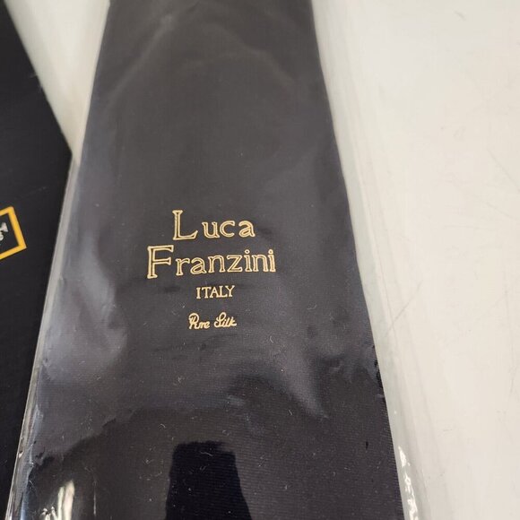 Luca Franzini Mens Navy Blue Neck Tie Rack Art of Silk Italy Never Worn - Picture 2 of 11